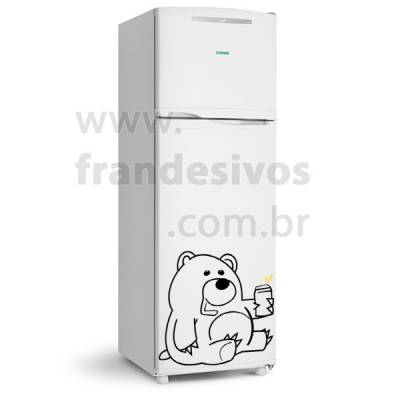 Adesivo de Geladeira Urso / Ursinho Tomando Cerveja