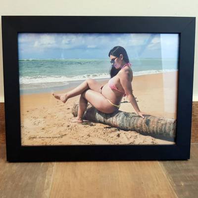 Quadro Moldurado com Foto Personalizada e Vidro