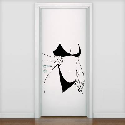 Adesivo De Porta e Parede Corpo Sensual 2