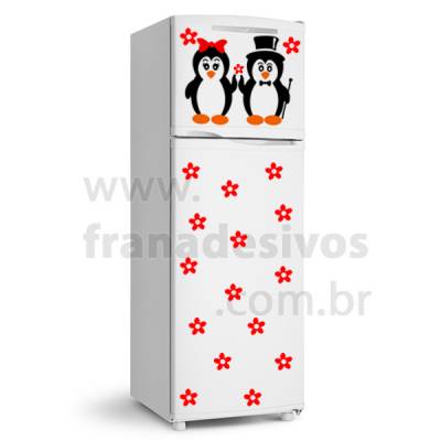 Adesivo de Geladeira Casal de pinguim com cartola e Flores