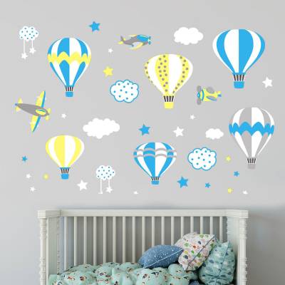 Adesivo De Parede Infantil Balão Com Nuvens
