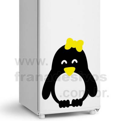 Adesivo de Geladeira Pinguim com Laço 2