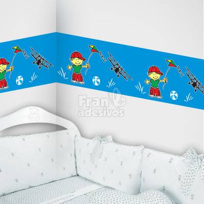 Faixa decorativa menino soltando pipa - Azul Claro